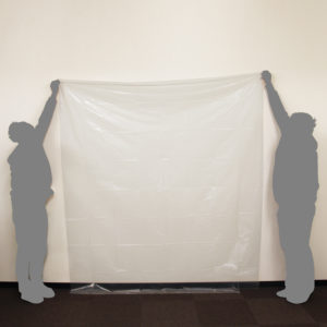 As you can see, two men with a height of about 170 cm opened the sheet. Since two king size sheets are contained, you may be able to enjoy the play very much.