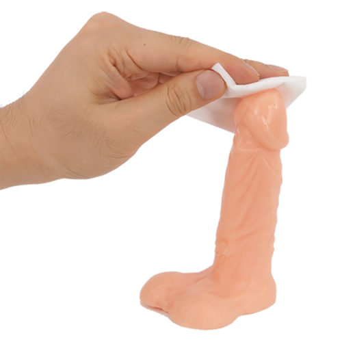 It doesn't stick to your penis when wiping with tissue.