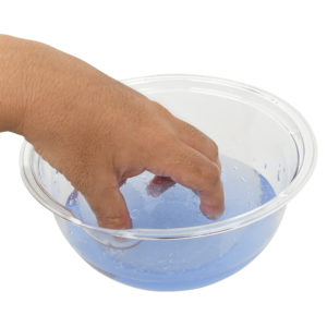 Once you add the powder, stir thoroughly until it becomes thick. For standard viscosity, use about 2g of powder per 360ml of liquid.