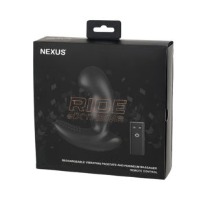 ベースモデルである「NEXUS RIDE（ライド）」と、ほぼ同じパッケージデザインです。箱を開けると、本体、リモコン、充電ケーブルが入っています。