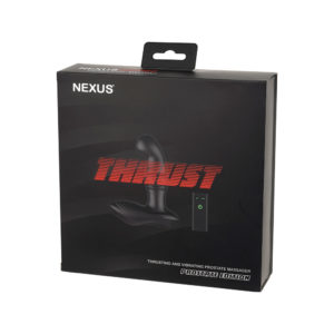NEXUS定番の黒基調パッケージ。内容物は本体、リモコン、充電ケーブル、取扱説明書です。