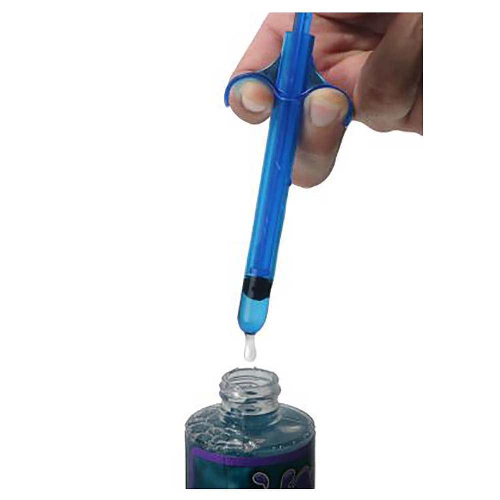 お好きなローションや液剤を直接吸い上げ、好きな部位に注入できるのが便利。手をほとんど汚さなくて済みます。