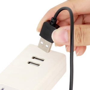 汎用性に優れるUSB-A仕様です。各種モバイルバッテリーや変換アダプタにも対応します。